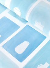 Load image into Gallery viewer, Colleen Wallpaper / Blue
